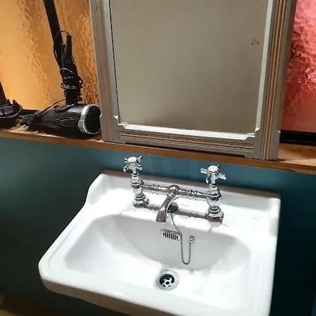 Дом отдыха La Dragonne, Centre De Belleme, Maison Entierement Equipee, Jardin, Vue Foret