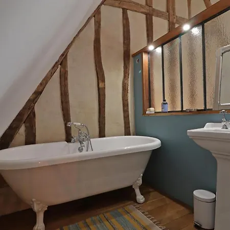 Feriehus La Dragonne, Centre De Belleme, Maison Entierement Equipee, Jardin, Vue Foret Belleme