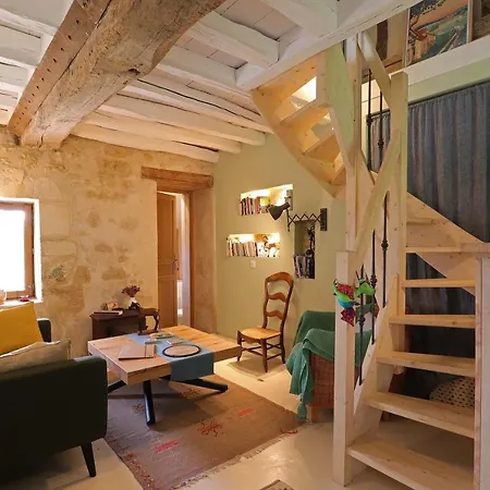 Casa vacanze La Dragonne, Petite Maison Au Centre De Bellême, Jardin, Cuisine équipée, Vue Forêt