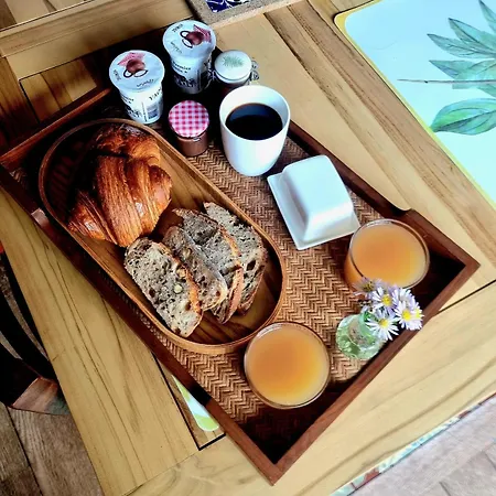 La Dragonne, Petite Maison Au Centre De Bellême, Jardin, Cuisine équipée, Vue Forêt