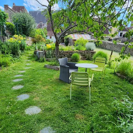 La Dragonne, Petite Maison Au Centre De Bellême, Jardin, Cuisine équipée, Vue Forêt Casa vacanze