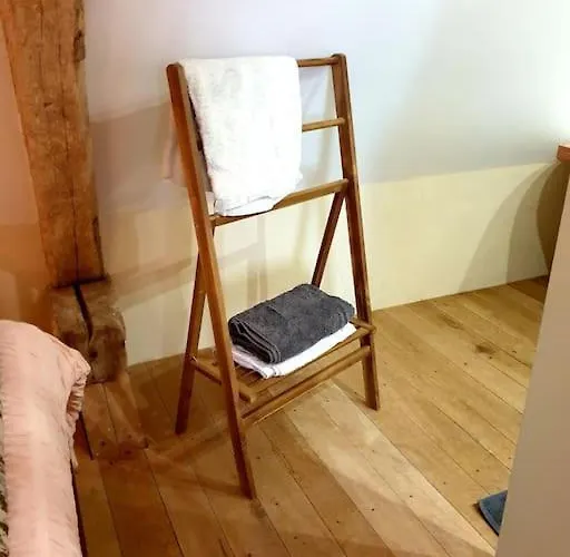 Сasa de vacaciones La Dragonne, Petite Maison Au Centre De Bellême, Jardin, Cuisine équipée, Vue Forêt *