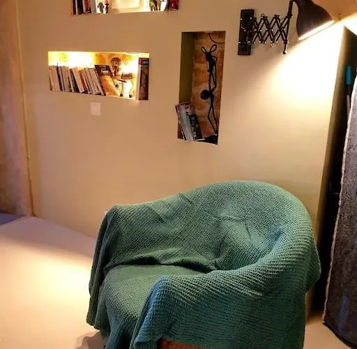 Сasa de vacaciones La Dragonne, Petite Maison Au Centre De Bellême, Jardin, Cuisine équipée, Vue Forêt