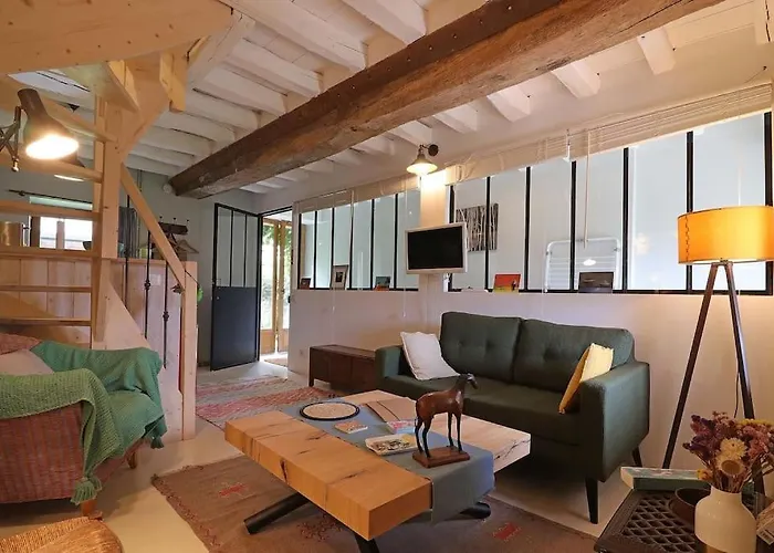 La Dragonne, Petite Maison Au Centre De Bellême, Jardin, Cuisine équipée, Vue Forêt