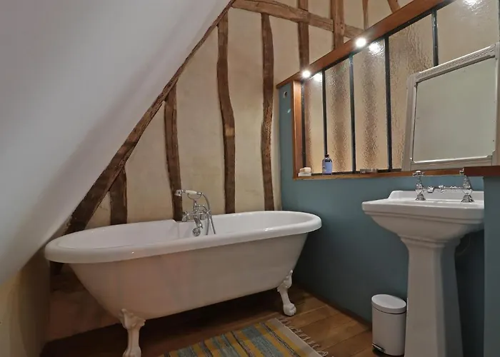 度假居 La Dragonne, Centre De Belleme, Maison Entierement Equipee, Jardin, Vue Foret 贝莱姆