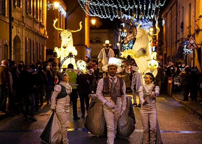 度假居 La Dragonne, Centre De Belleme, Maison Entierement Equipee, Jardin, Vue Foret 贝莱姆