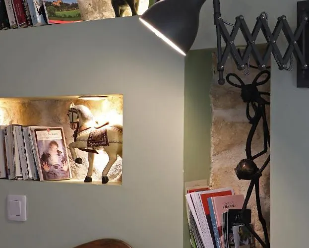 La Dragonne, Petite Maison Au Centre De Bellême, Jardin, Cuisine équipée, Vue Forêt Сasa de vacaciones Belleme